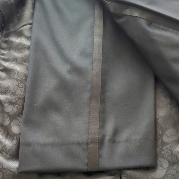 Sondergaard Black Tuxedo Suit - Picture 11 of 14